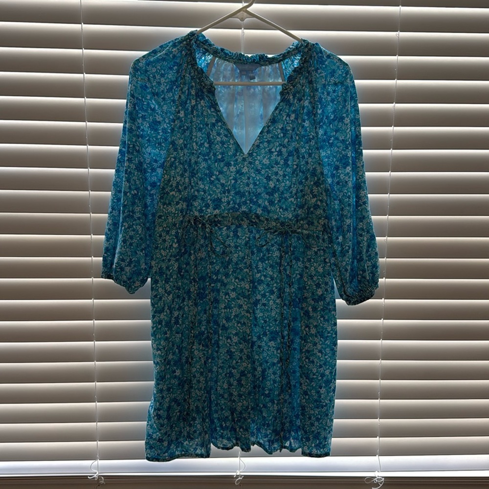 Draper James dress! Empire waste with a cute bow detail at the waistline!